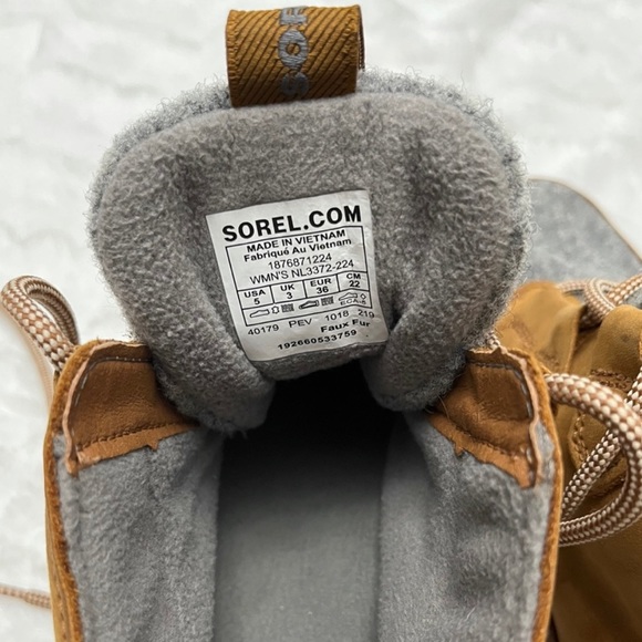 SOREL Women’s  KINETIC CARIBOU Waterproof Boot Size 5 - Picture 10 of 14